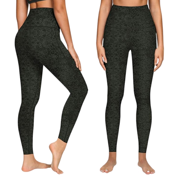 QUEENIEKE High Waisted Leggings | Grey Bloom | Size Small - Picture 1 of 5